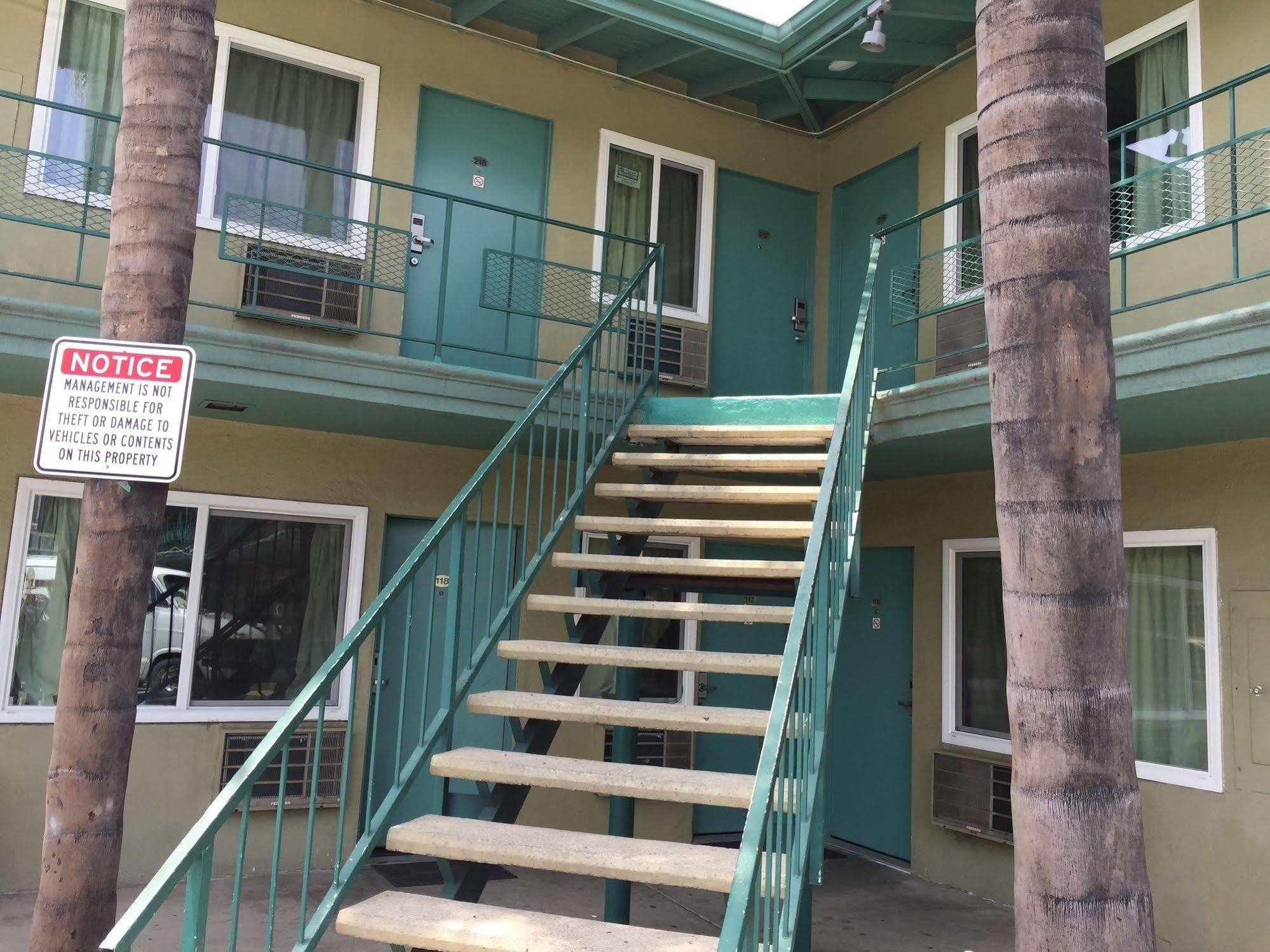 Motel Travel