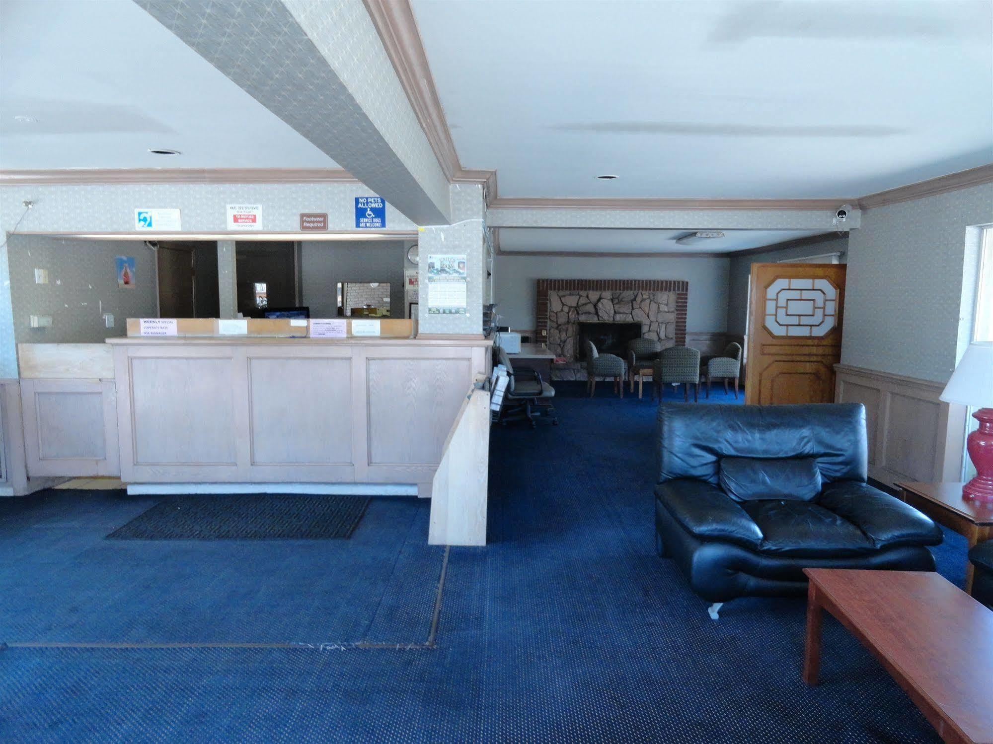 Motel Travel *
